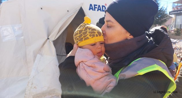 BAŞKAN AŞKIN TÖREN DEPREM BÖLGESİNDEKİ MESAİSİNDE 1 AYI GERİDE BIRAKTI