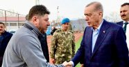 BAŞKAN AŞKIN TÖREN DEPREM BÖLGESİNDEKİ MESAİSİNDE 1 AYI GERİDE BIRAKTI